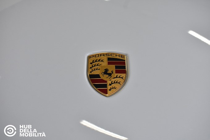 PORSCHE Macan 2.0 T
